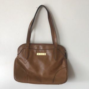 great condition - tan handbag by Relic